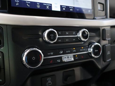 Used 2022 Ford F150 XLT w/ Equipment Group 302A High image 35