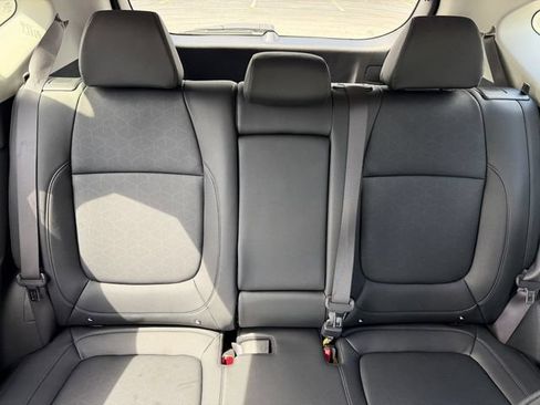 Certified 2025 Kia Seltos EX FWD image 36