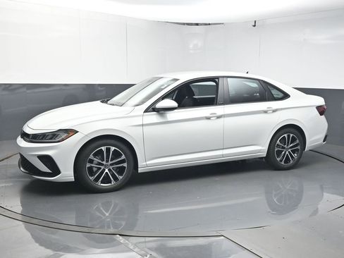 New 2026 Volkswagen Jetta Sport FWD image 4