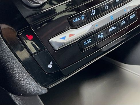 Used 2022 Ford Explorer ST-Line w/ Class IV Trailer Tow Package image 27