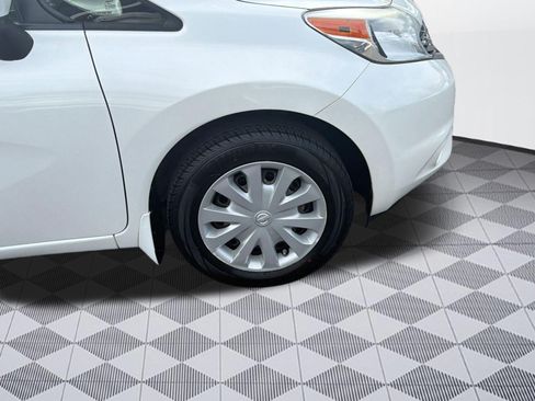 Used 2015 Nissan Versa Note SV FWD image 11
