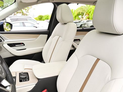 Certified 2025 MAZDA CX-90 3.3 Turbo w/ Premium Plus Pkg image 13