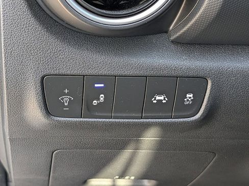 Used 2021 Hyundai Kona SEL Plus image 26