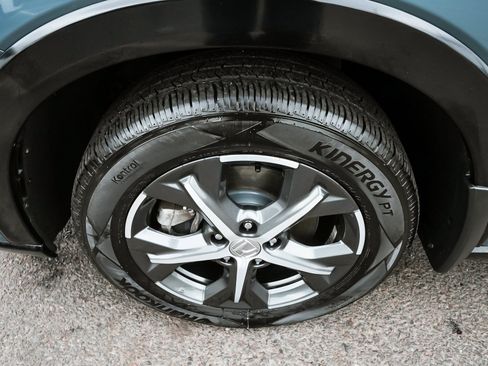 Used 2025 Honda HR-V EX-L image 9