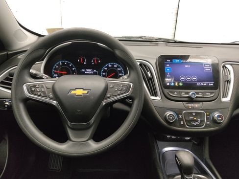 Used 2021 Chevrolet Malibu LS w/ Driver Confidence Package II FWD image 22
