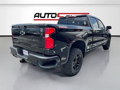 Used 2021 Chevrolet Silverado 1500 LT Trail Boss w/ LT Trail Boss Premium Package image 7
