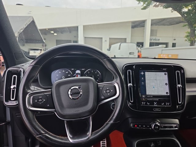 Used 2021 Volvo XC40 T5 R-Design w/ Advanced Package AWD/4WD image 17