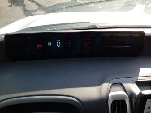 New 2026 Ford Expedition Active image 21