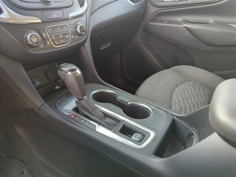 Used 2018 Chevrolet Equinox LT FWD image 13