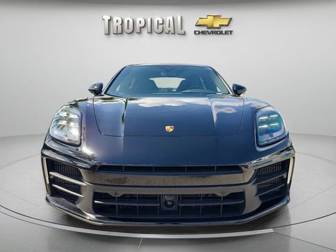 Used 2025 Porsche Panamera w/ Premium Package RWD image 9