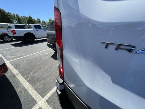 Used 2025 Ford Transit 250 Low Roof w/ Exterior Upgrade Package image 10