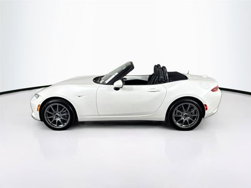 Certified 2023 MAZDA MX-5 Miata Grand Touring image 17