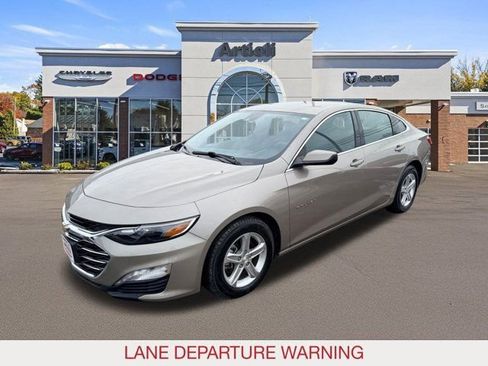 Used 2023 Chevrolet Malibu LT image 4
