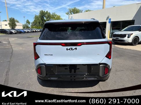 New 2027 Kia Seltos X-Line S w/ X-Line S Premium Package AWD/4WD image 9