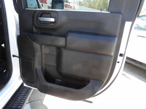 Used 2023 Chevrolet Silverado 2500 Custom w/ Infotainment Package image 28