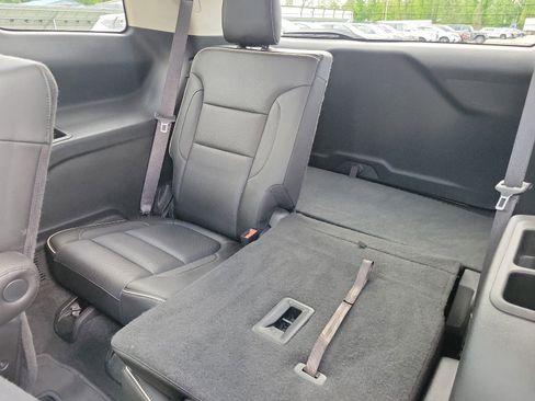 Used 2019 GMC Acadia Denali w/ Technology Package AWD/4WD image 15