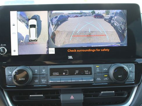 Used 2024 Toyota Grand Highlander Platinum image 25