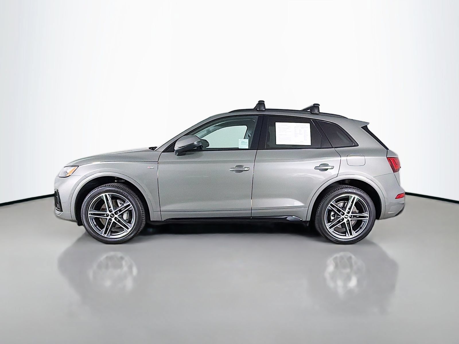Used 2023 Audi Q5 e Premium Plus w/ Premium Plus Package AWD/4WD image 4