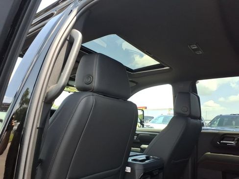 New 2026 GMC Sierra 2500 AT4 w/ Max Trailering Package AWD/4WD image 16