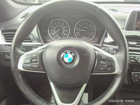 Used 2017 BMW X1 xDrive28i image 11