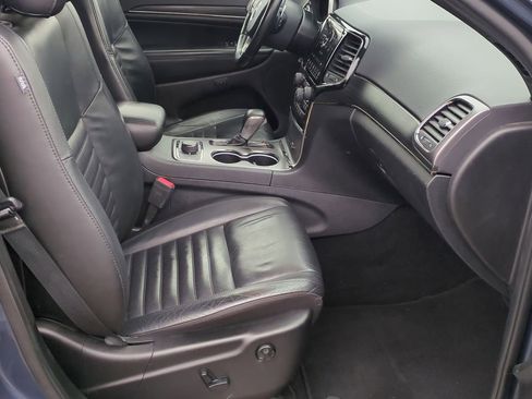 Used 2020 Jeep Grand Cherokee Limited X image 24