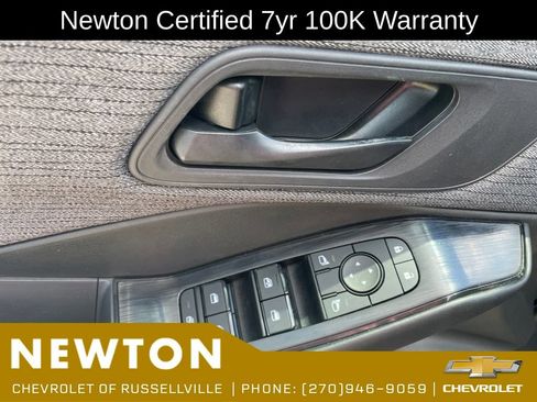 Used 2023 Nissan Rogue S FWD image 8
