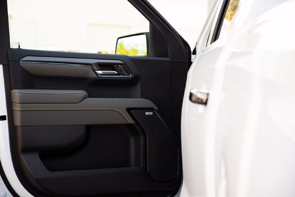 New 2026 Chevrolet Silverado 1500 ZR2 w/ LPO, Dark Essentials Package AWD/4WD image 12