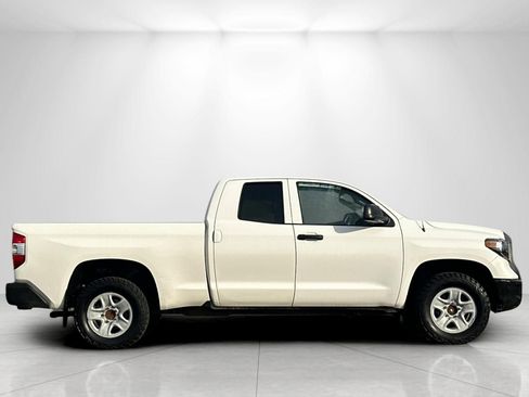 Used 2019 Toyota Tundra SR image 2