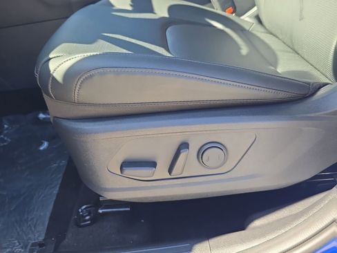 New 2026 Kia Sportage EX image 21