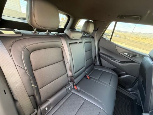 New 2026 Chevrolet Equinox LT w/ Convenience Package II image 16