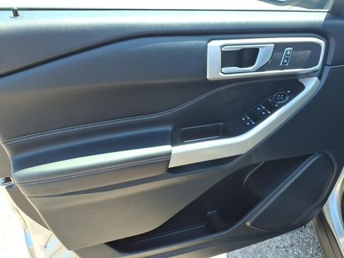 Certified 2023 Ford Explorer XLT w/ Equipment Group 202A AWD/4WD image 12