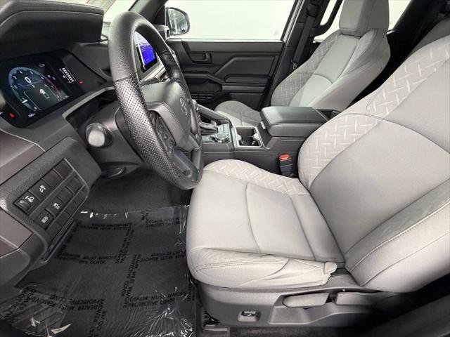 Certified 2026 Toyota Tacoma SR5 AWD/4WD image 22