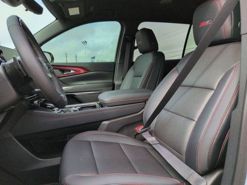 New 2026 Chevrolet Traverse Z71 w/ Enhanced Driving Package AWD/4WD image 14
