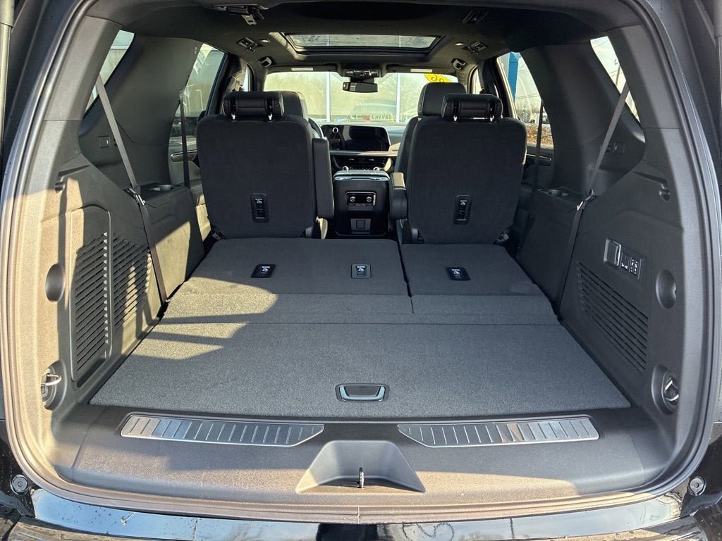 New 2026 Chevrolet Tahoe Premier w/ Sun And Tow Package AWD/4WD image 29