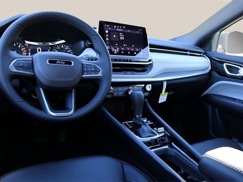 New 2026 Jeep Compass Limited image 13