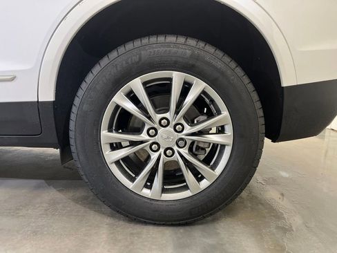 Certified 2023 Cadillac XT5 Premium Luxury AWD/4WD image 9