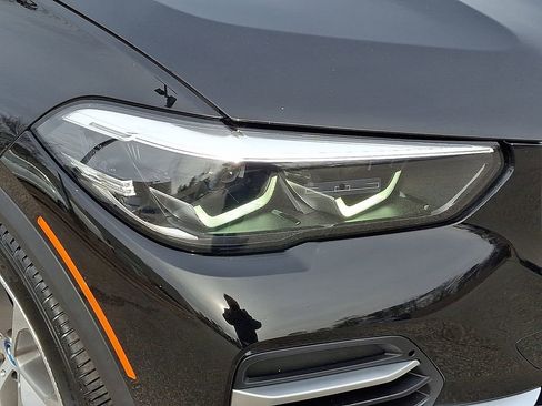 Used 2023 BMW X5 xDrive45e image 9