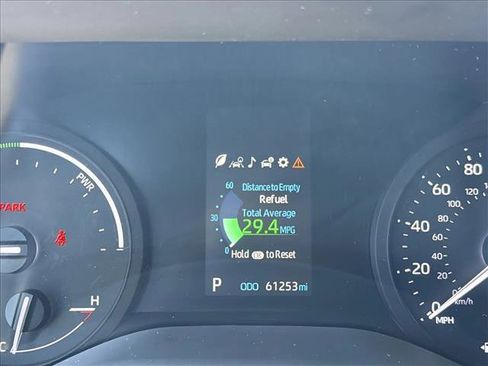 Used 2022 Toyota Sienna XLE w/ XLE Plus Package image 16