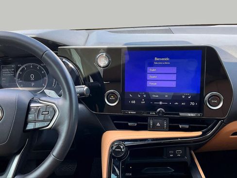 Certified 2025 Lexus NX 250 FWD w/ Accessory Package (2T) image 7