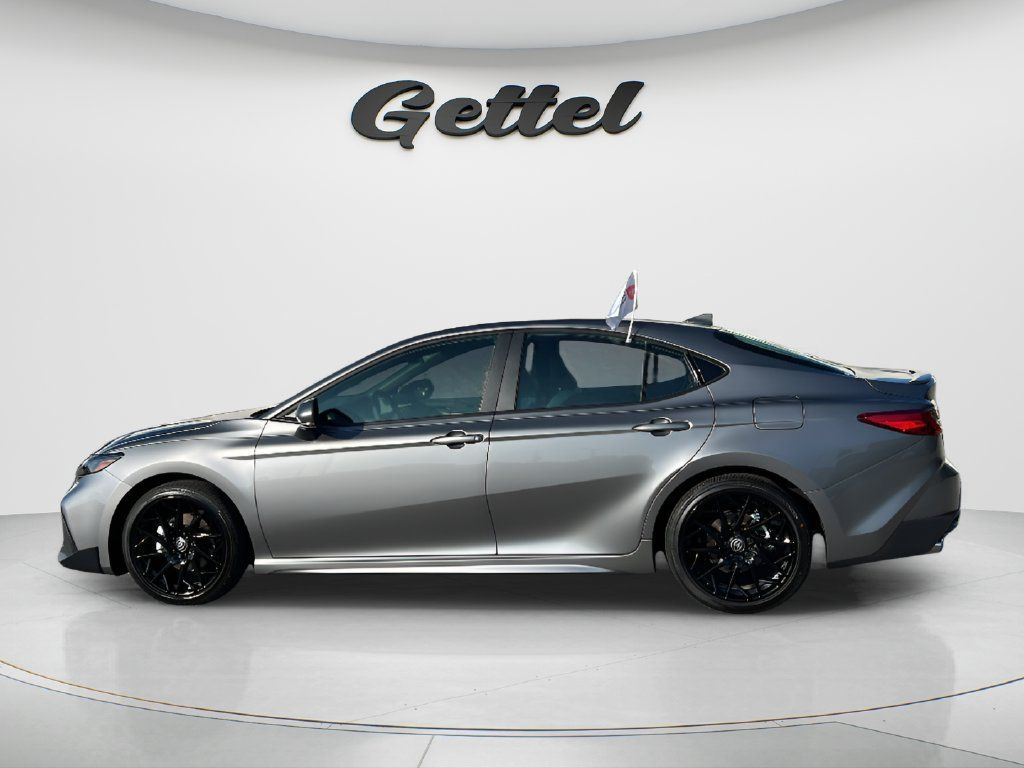 Used 2026 Toyota Camry SE w/ Convenience Package FWD image 8