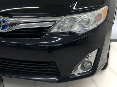 Used 2012 Toyota Camry XLE w/ Leather Pkg image 9