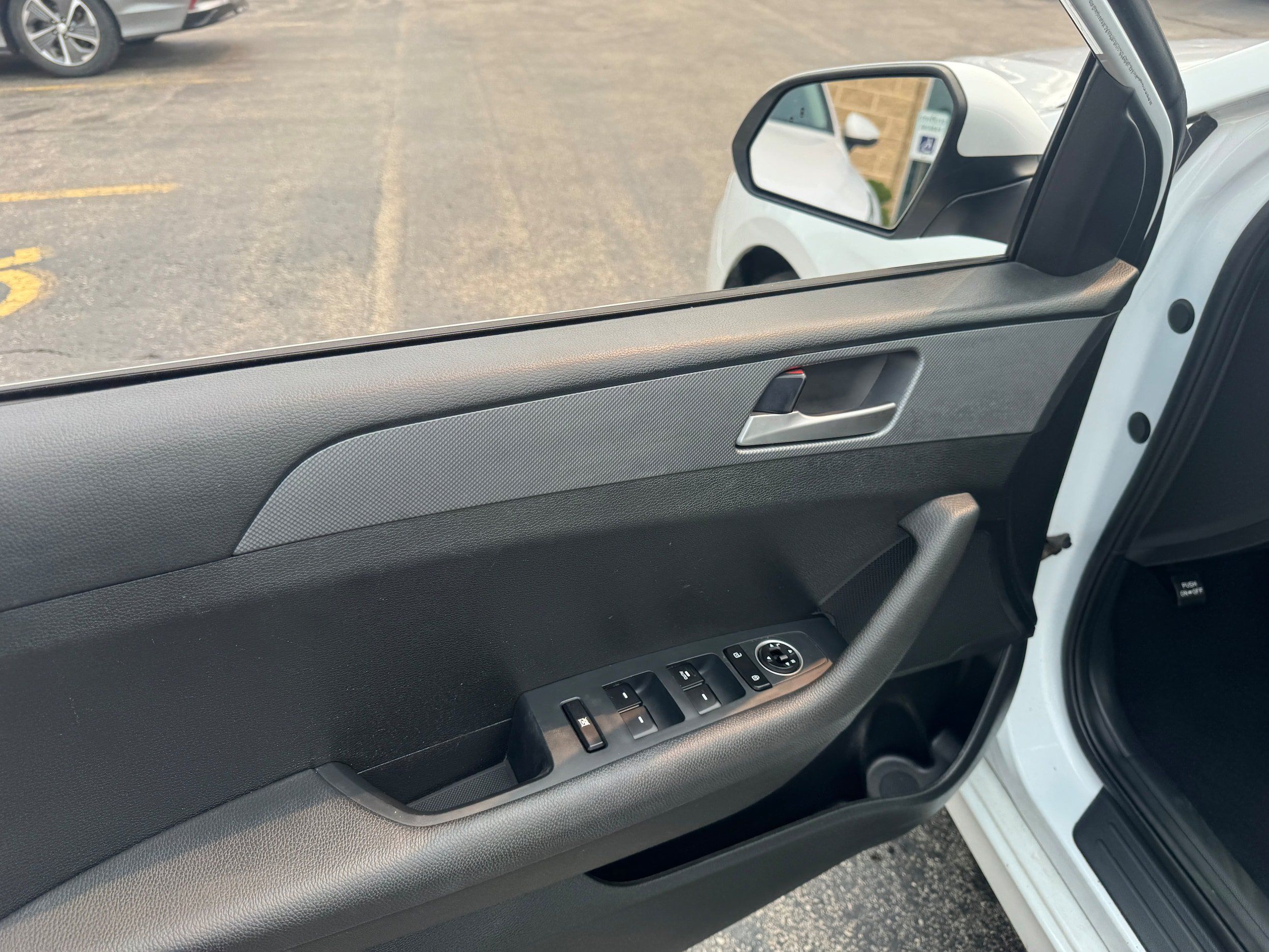 Used 2018 Hyundai Sonata SE FWD image 7
