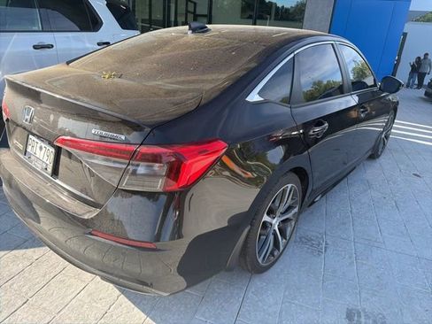 Used 2024 Honda Civic Touring image 4