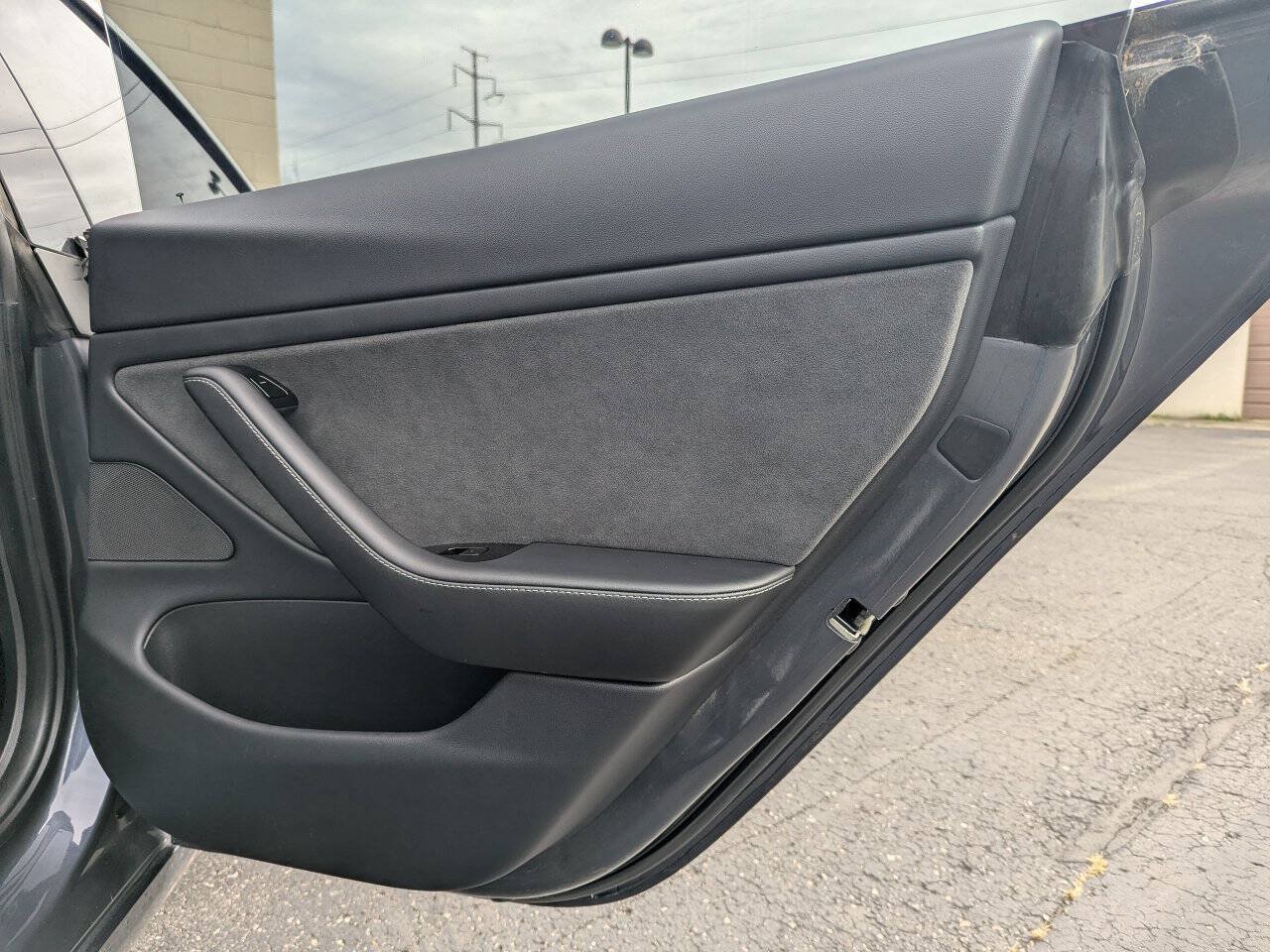 Used 2020 Tesla Model 3 Performance AWD/4WD image 17