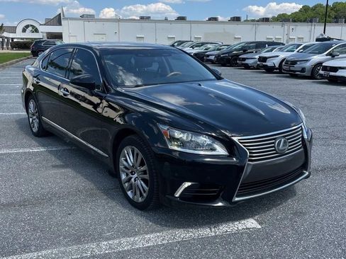Used 2016 Lexus LS 460 L w/ Ultra Luxury Package AWD/4WD image 12