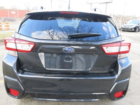 Used 2019 Subaru Crosstrek 2.0i image 8