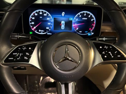 Used 2023 Mercedes-Benz C 300 4MATIC Sedan image 21