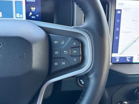 Used 2024 Ford Bronco Outer Banks image 13