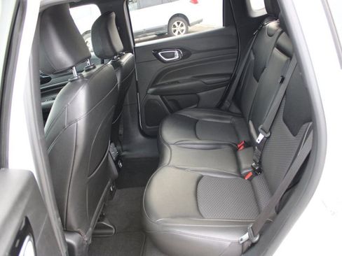 Used 2024 Jeep Compass Latitude w/ Altitude Special Edition image 24