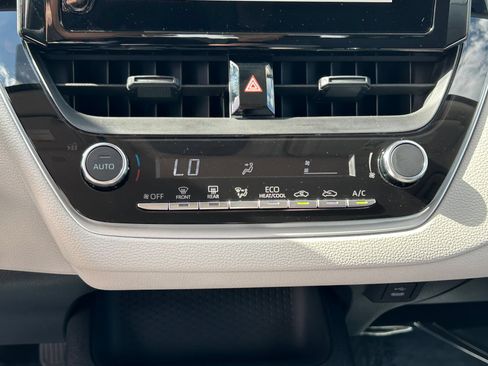 Certified 2024 Toyota Corolla LE FWD image 22